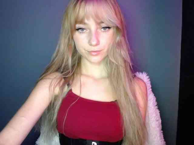LuciaLovely webcam