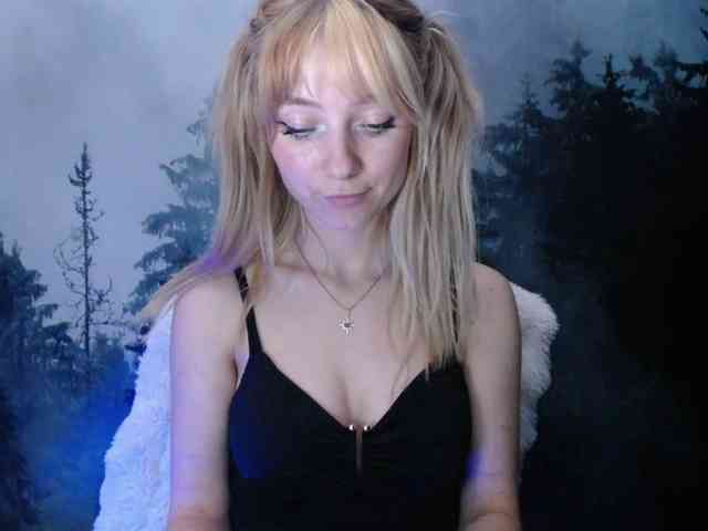 LuciaLovely webcam