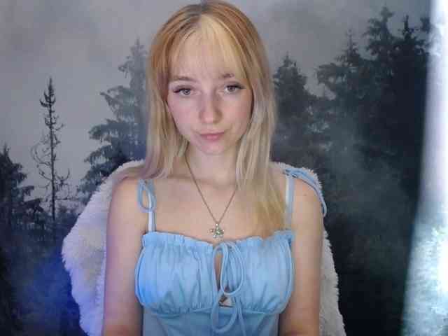 LuciaLovely webcam