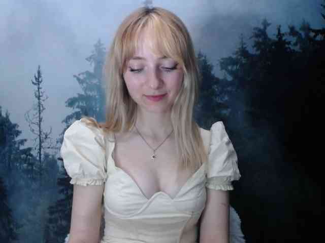 LuciaLovely webcam