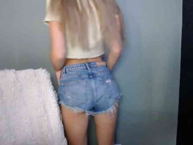 LuciaLovely webcam