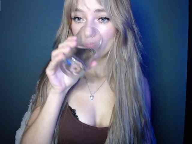 LuciaLovely webcam