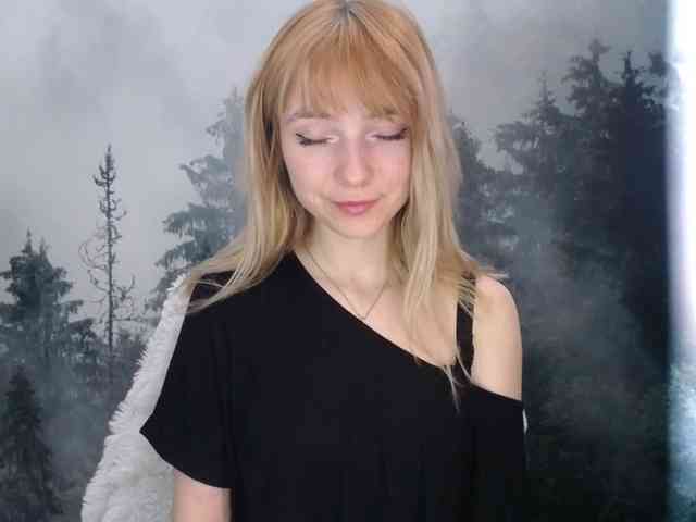LuciaLovely webcam