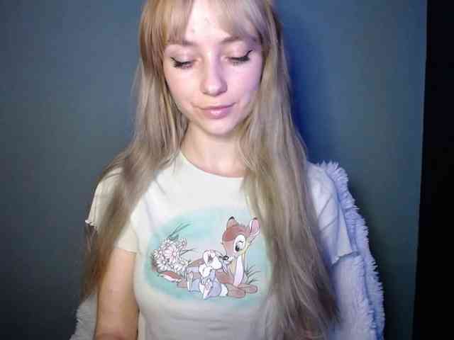 LuciaLovely webcam