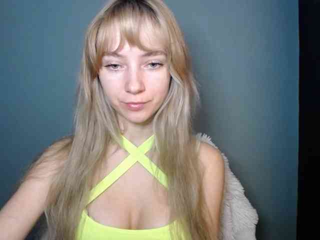 LuciaLovely webcam