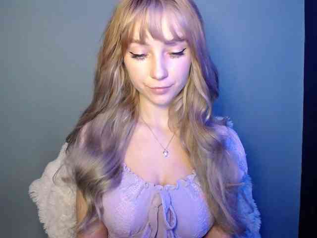 LuciaLovely webcam