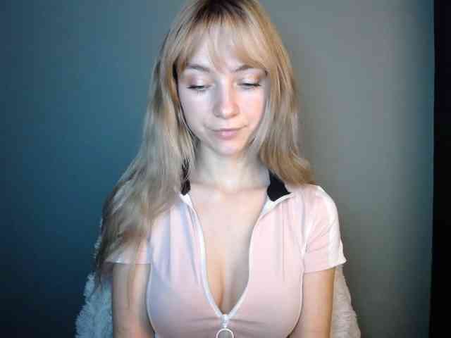 LuciaLovely LuciaLovely