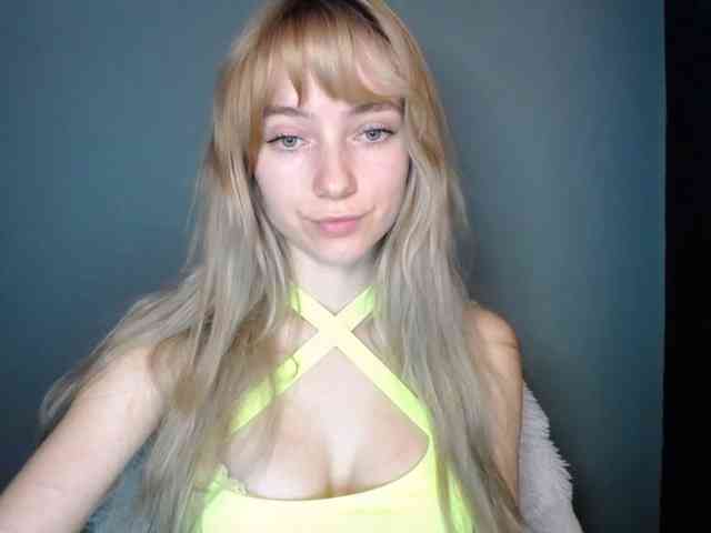 LuciaLovely webcam