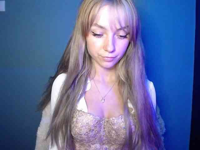 LuciaLovely webcam