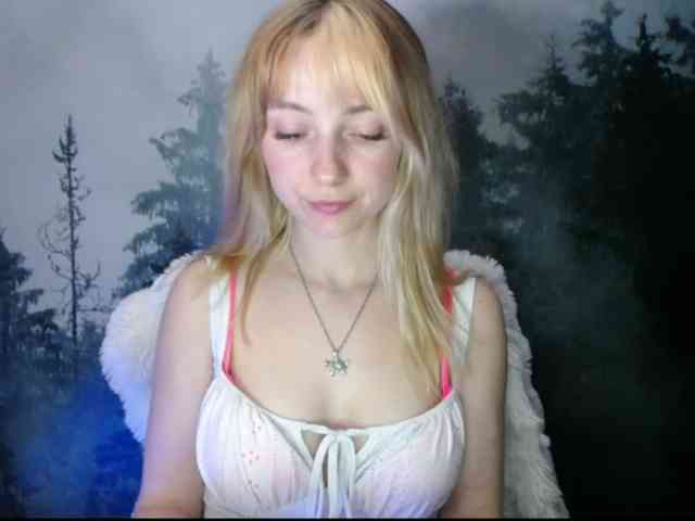 LuciaLovely webcam