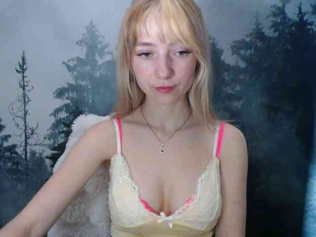 LuciaLovely webcam