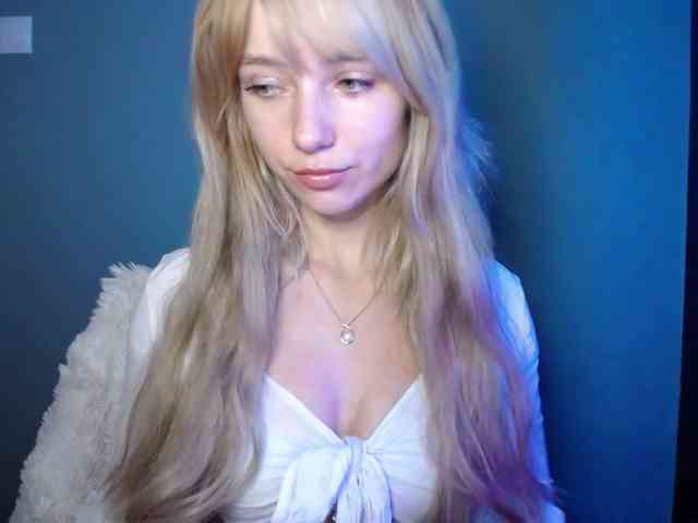 LuciaLovely LuciaLovely