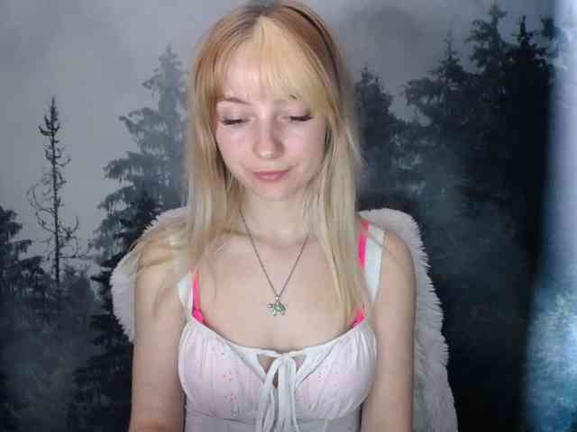 LuciaLovely webcam
