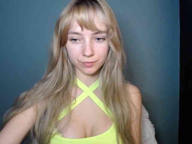 LuciaLovely webcam