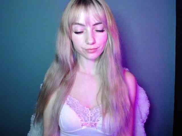 LuciaLovely LuciaLovely