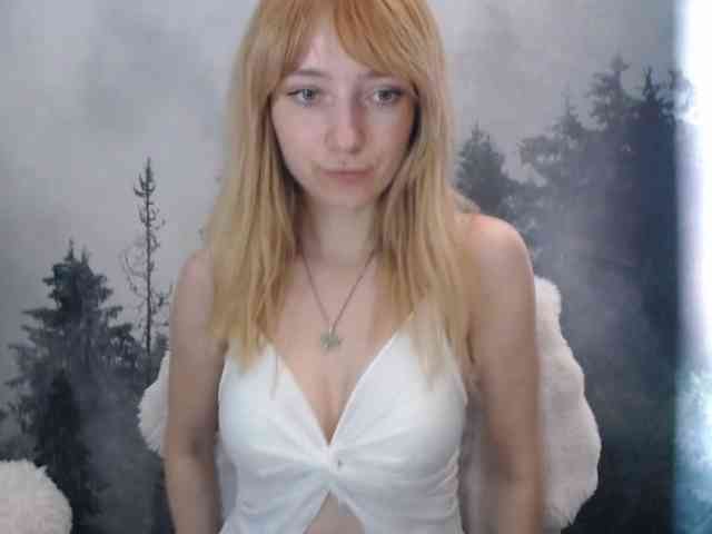LuciaLovely webcam