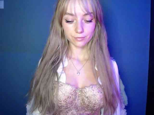 LuciaLovely