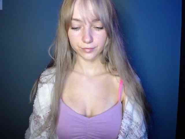 LuciaLovely webcam