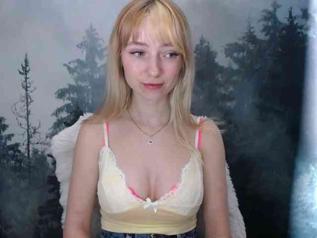 LuciaLovely webcam