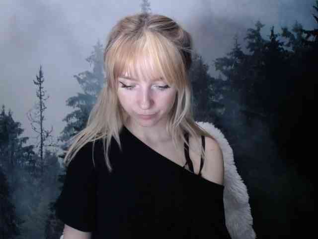 LuciaLovely webcam