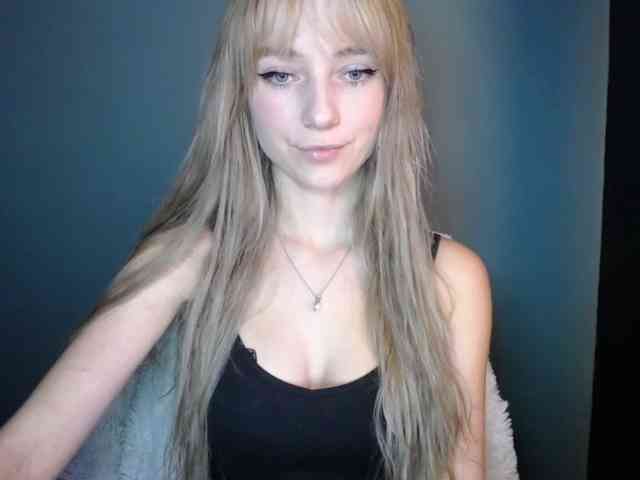 LuciaLovely webcam