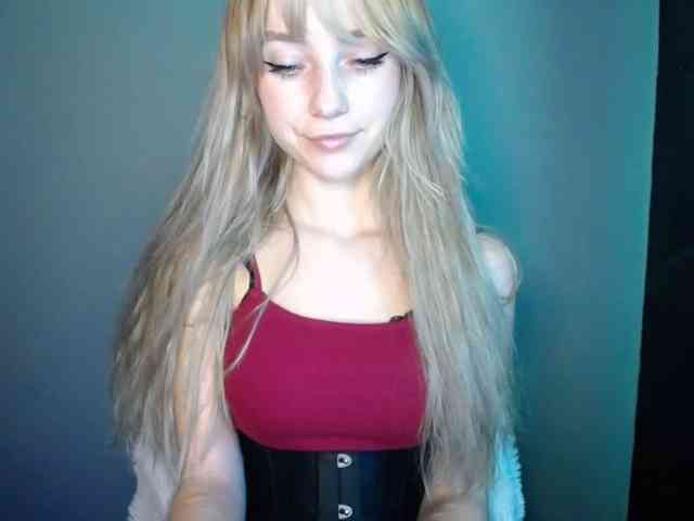 LuciaLovely bongacams