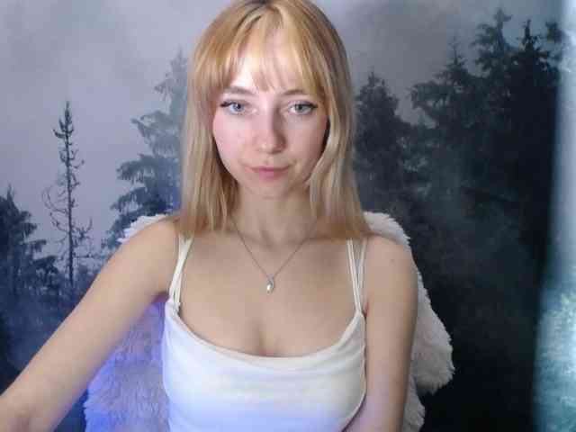 LuciaLovely webcam