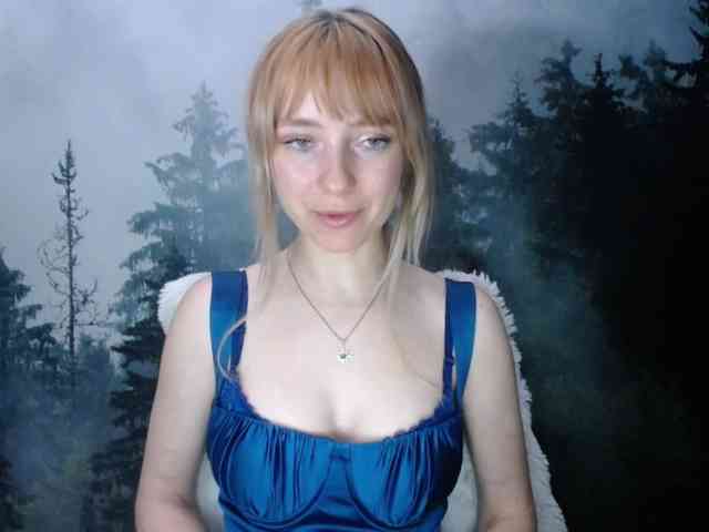 LuciaLovely webcam