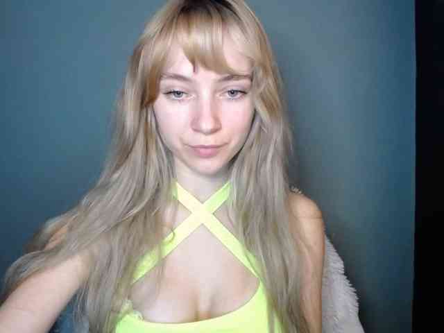 LuciaLovely webcam
