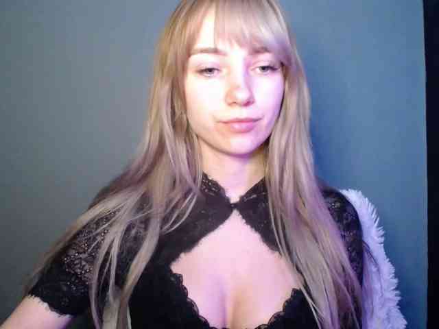 LuciaLovely webcam