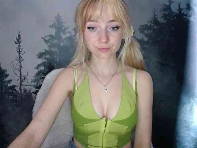 LuciaLovely webcam