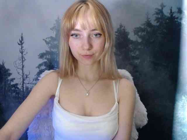 LuciaLovely webcam