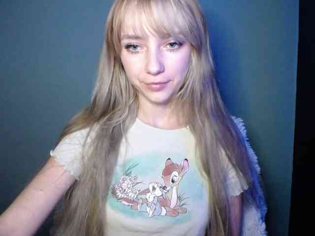 LuciaLovely webcam