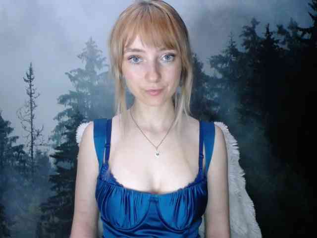 LuciaLovely webcam