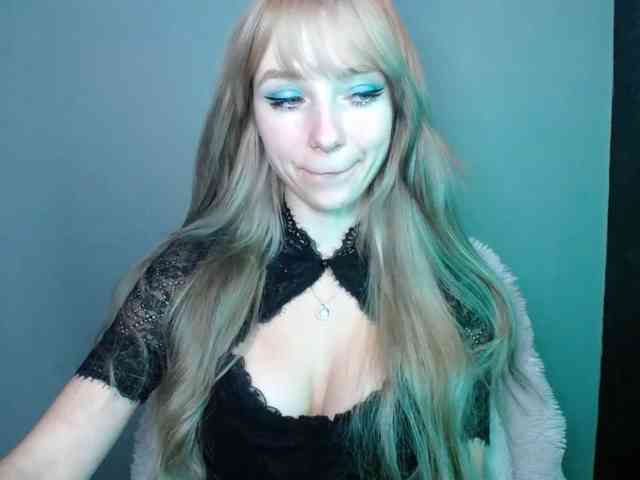 LuciaLovely webcam