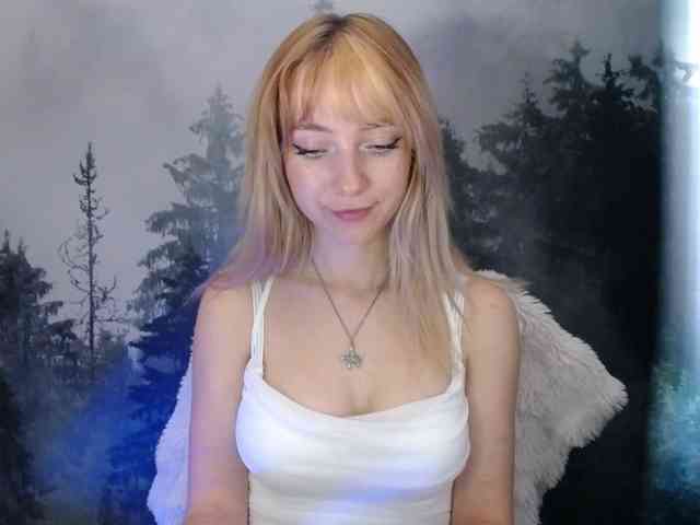 LuciaLovely webcam