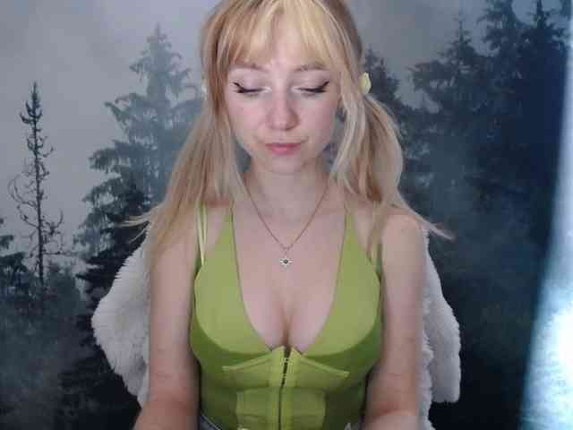 LuciaLovely webcam