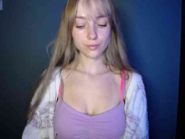 LuciaLovely webcam