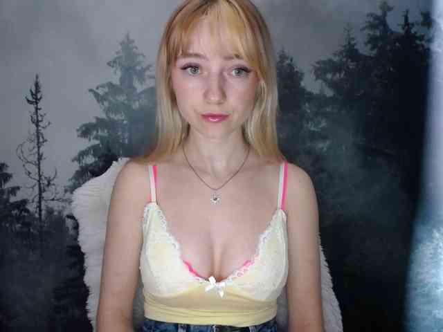 LuciaLovely webcam