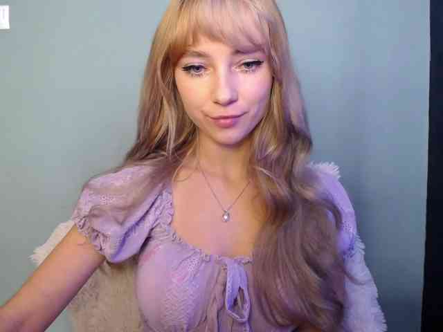 LuciaLovely webcam