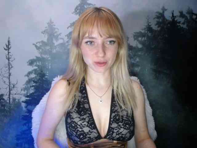 LuciaLovely webcam