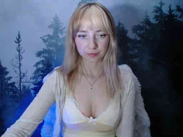 LuciaLovely webcam
