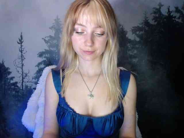 LuciaLovely webcam
