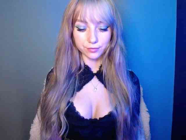LuciaLovely webcam