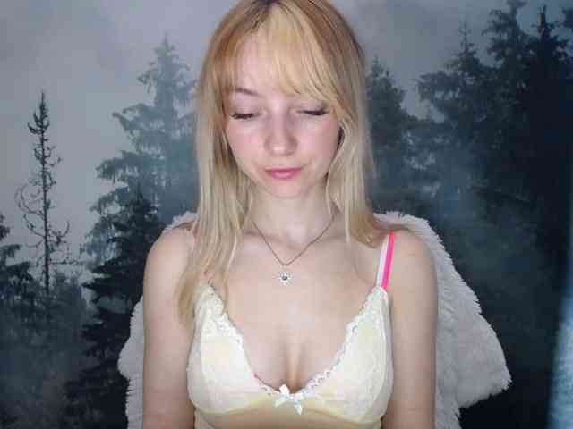 LuciaLovely webcam