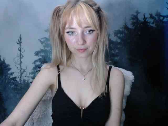 LuciaLovely webcam
