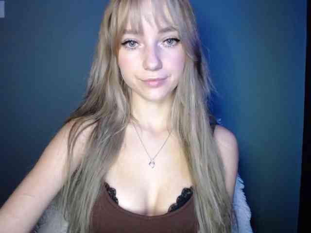 LuciaLovely webcam