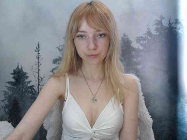 LuciaLovely webcam