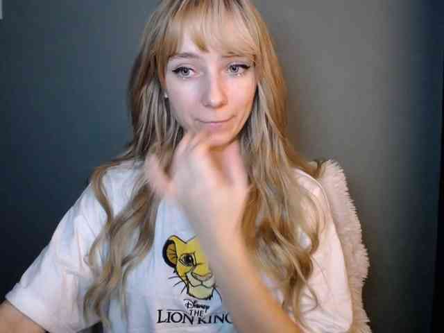 LuciaLovely webcam