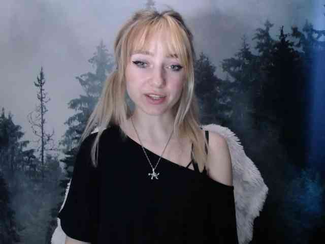 LuciaLovely webcam